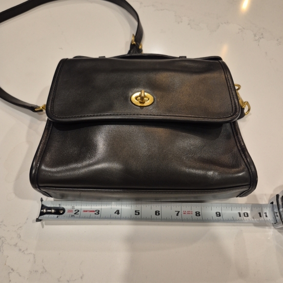 Vintage COACH Court Bag Old Coach Hand Bag Shoulder Bag Black Leather - Picture 15 of 16